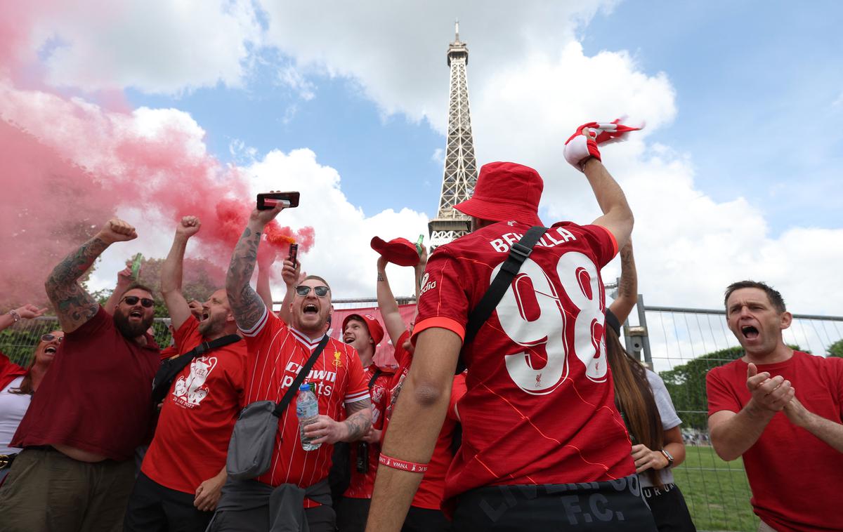 Pariz navijači Liverpool | Kaos pred finalom lige prvakov še vedno buri duhove. | Foto Reuters
