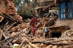 Število žrtev potresa v Nepalu blizu šest tisoč (video)