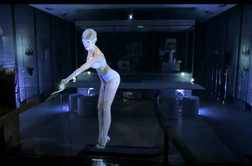 Bodo manekenke nadomestili hologrami?
