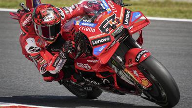 Bagnaia zmagal na sprintu, Martin pa zlomil ključnico