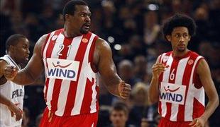 Olympiakos stežka ugnal Partizan