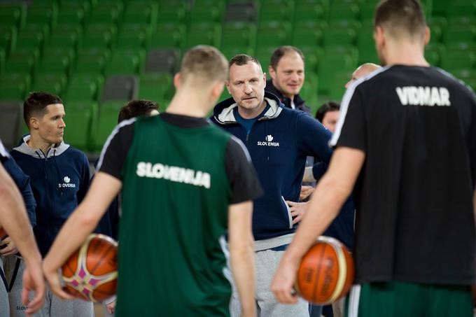 Pravi test za slovenske košarkarje. | Foto: Vid Ponikvar