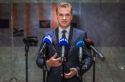 Golob ostal brez imunitete. Kaj je povedal v odzivu?