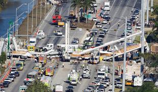 Zrušitev nadhoda v Miamiju terjala najmanj šest življenj