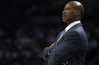 Scott prva trenerska žrtev sezone