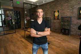 Mladi Hrvat Borna Ćorić med športne legende
