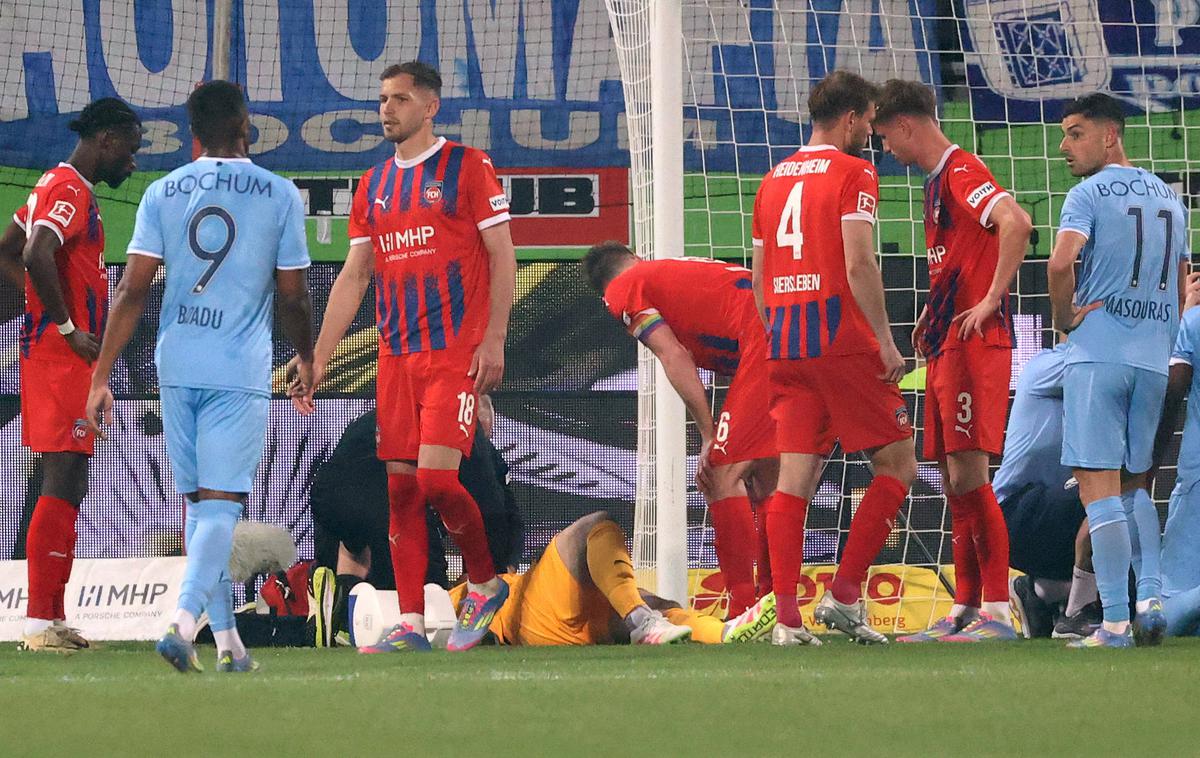 Kevin Müller | Vratar nemškega nogometnega prvoligaša Heidenheima Kevin Müller je med petkovo tekmo proti Bochumu utrpel pretres možganov. | Foto Guliverimage