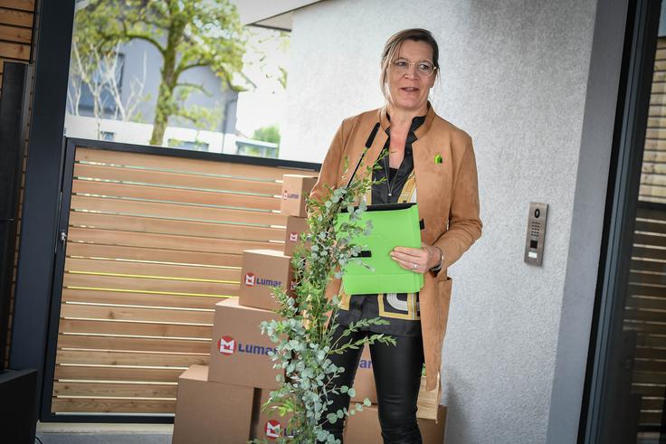 Lone Feifer: LUMAR ZERO EMISSION LIVING® resnično predstavlja trajnostni koncept gradnje. | Foto: Marko Pigac