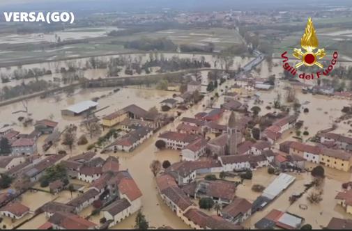 Žalostna zgodba reševanja: 32-letnik skušal rešiti 83-letno sosedo