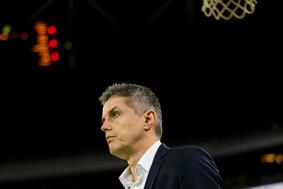 Olimpija prekinila niz porazov, Rogaška ostaja stoodstotna