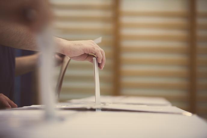 volitve voli volilni listek | Večina javnomnenjskih raziskav je sicer napovedovala zmago CDU. | Foto Thinkstock