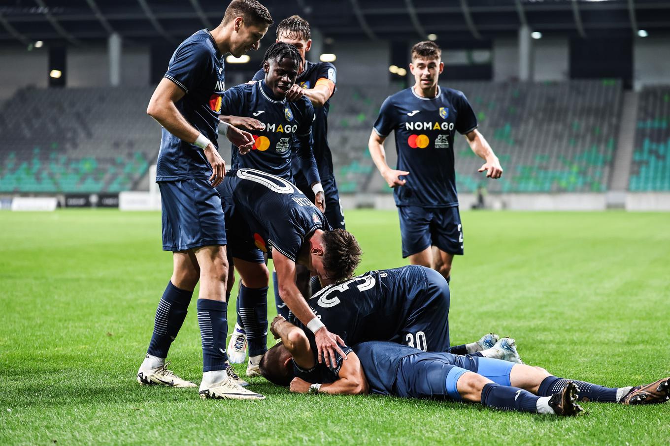 Bravo estava ansioso por um ponto contra o Olimpija, em Stožice. | Foto: www.alesfevzer.com