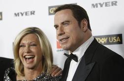 VIDEO: John Travolta in Olivia Newton John v novem duetu