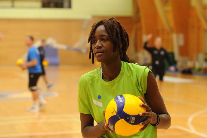 Fatoumatta Sillah od danes lahko igra za Slovenijo