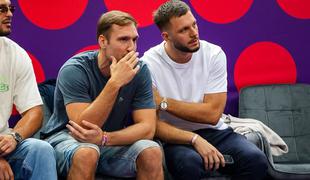 Posebna čast za Aleksa Vlaha na Eurobasketu #video