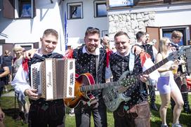 Uršlja gora, Laško Gremo v hribe