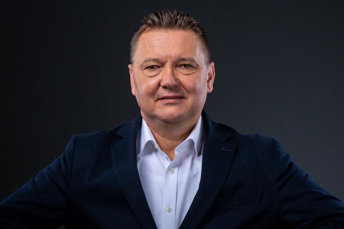 Tomaž Ambrožič | Tomaž Ambrožič v kolumni govori, kako pomemben vidik je šport gledano skozi prizmo duševnega zdravja. | Foto Siol.net
