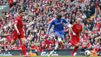 Lisjak Mourinho z rezervisti šokiral Anfield, Arsenal brez težav