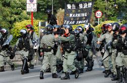 Hongkonška policija z aretacijami ponovno nad protestnike #video