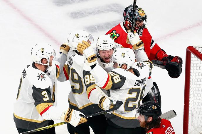 Vegas Golden Knights | Hokejisti Vegasa so le še zmago oddaljeni od napredovanja v drugi krog končnice. | Foto Getty Images