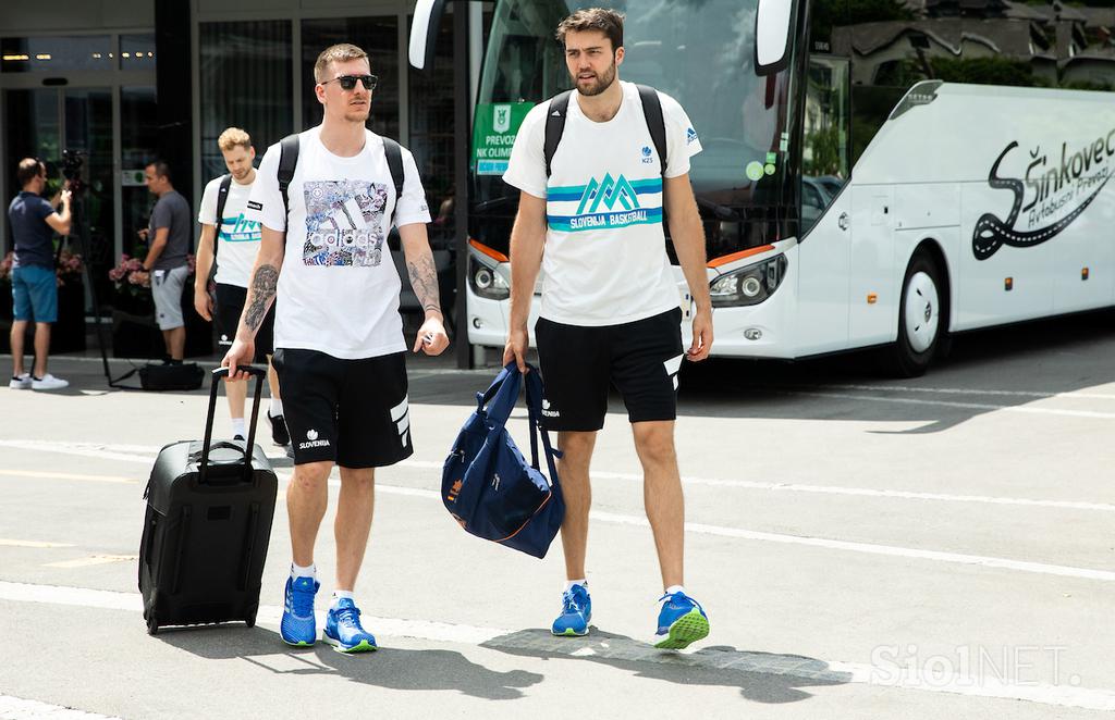 Slovenska košarkarska reprezentanca - odhod v Litvo