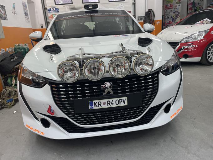 Peugeot Sport je dobil že skoraj 200 naročil za novi dirkalni avtomobil za reli 208 rally4. Vsaj trije bodo prispeli tudi v Slovenijo. | Foto: Gregor Pavšič
