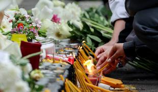V beograjski bolnišnici umrla deklica, ki je bila hudo ranjena v pokolu na šoli
