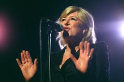 Umrla pevka in igralka Marianne Faithfull