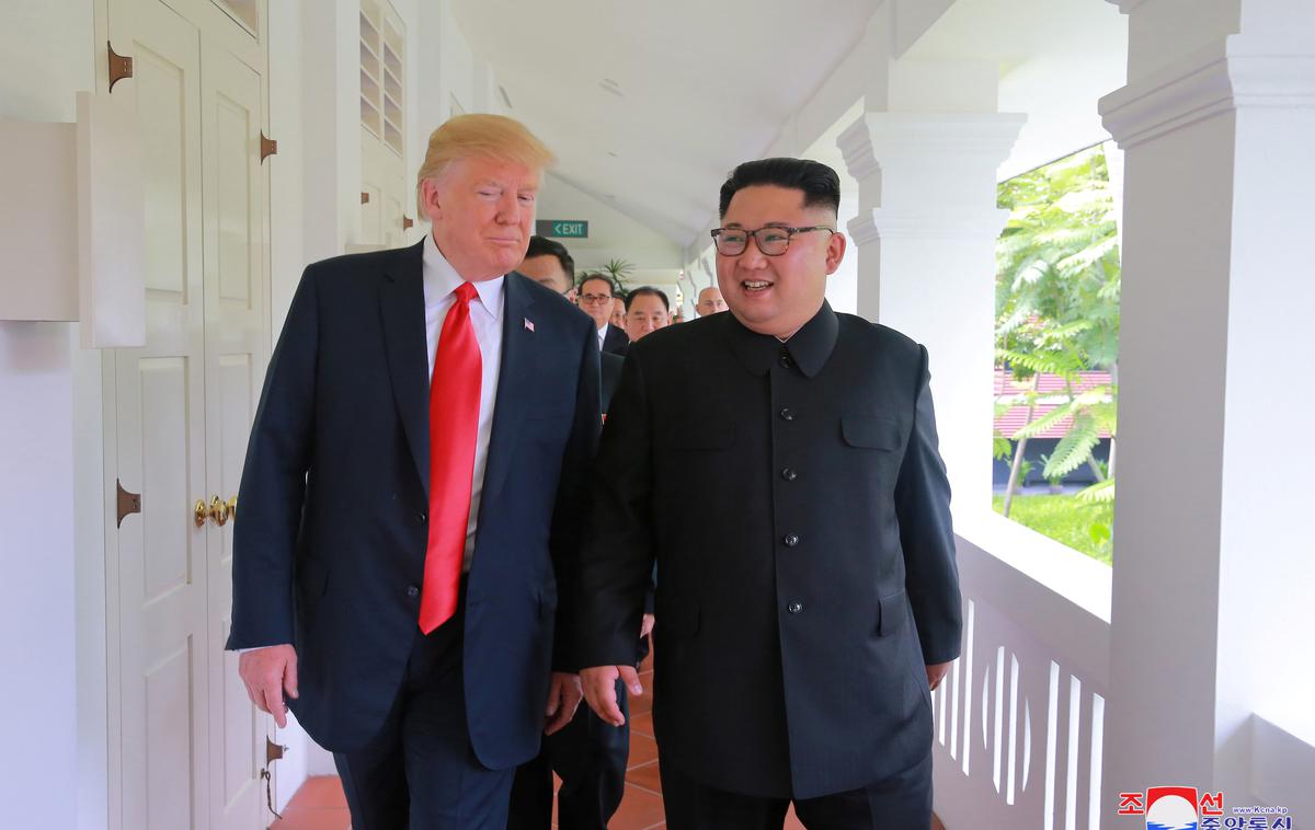 Donald Trump in Kim Džong Un | Donald Trump in Kim Jong-Un sta se februarja sestala na zgodovinskem srečanju voditeljev ZDA in Severne Koreje. | Foto Reuters