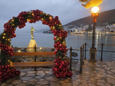 "Stara dama" Opatija že 180 let prepričuje tudi najizbirčnejše