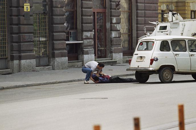 Sarajevo obleganje vojna BiH |  Med obleganjem Sarajeva med letoma 1992 in 1996 je umrlo 11.541 ljudi.  | Foto Guliverimage