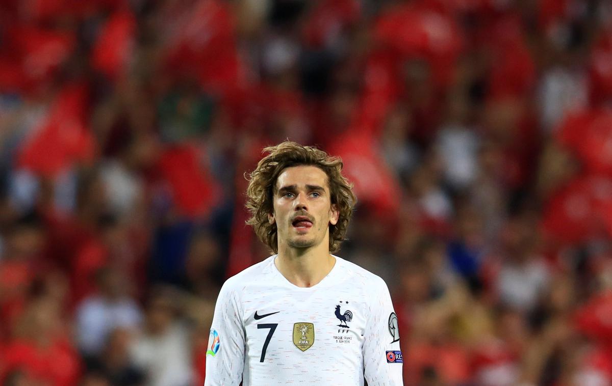 Antoine Griezmann | Moralo bi se zgoditi veliko presenečenje, da Antoine Griezmann letos poleti ne bi oblekel dresa Barcelone. | Foto Reuters