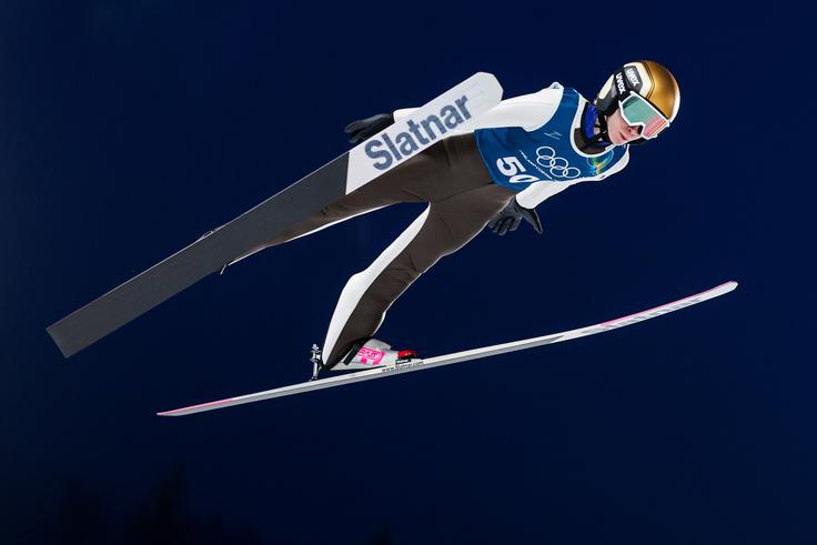 Nika se veseli odprtja iger, na katerem bo z bratom Domnom nosila slovensko zastavo, se še bolj sobotne tekme. | Foto: Aleš Fevžer