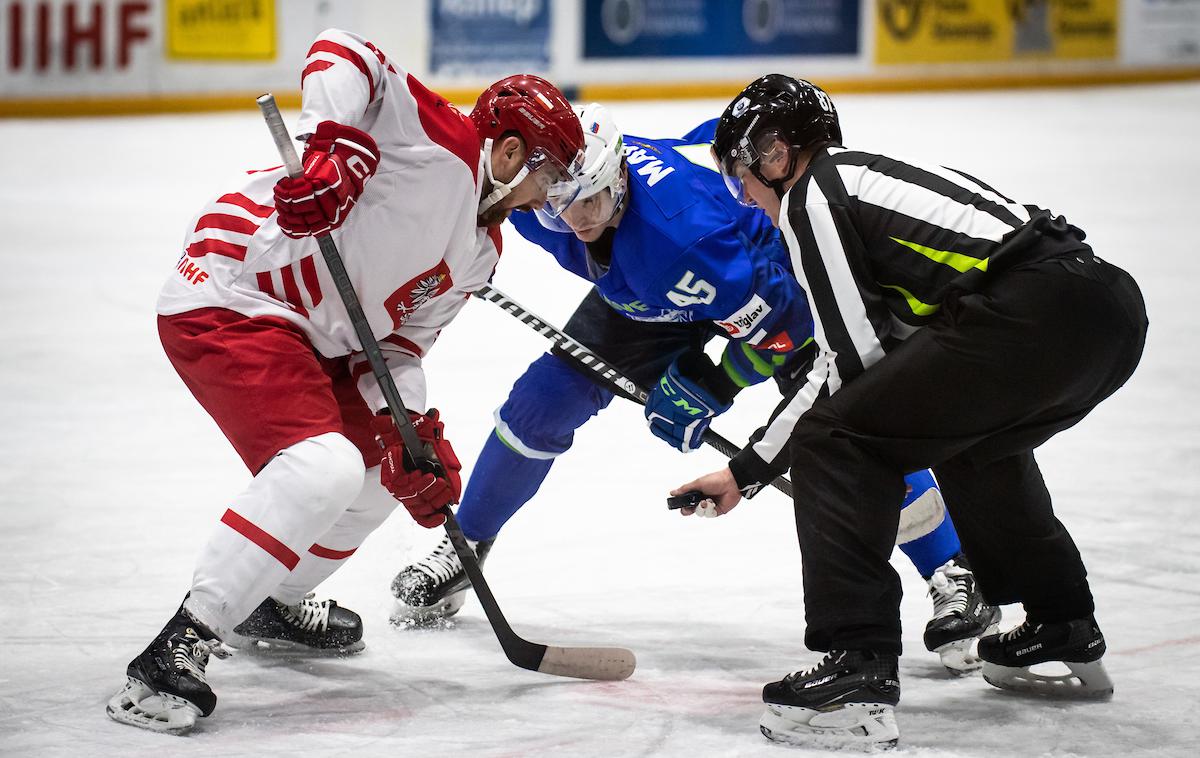 slovenska hokejska reprezentanca : Poljska, Ledna dvorana Tabor, Maribor, Luka Maver | Slovenski hokejisti so izgubili s Poljaki. | Foto Blaž Weindorfer/Sportida