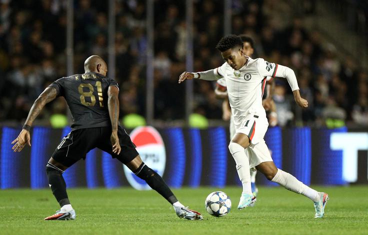 Chelsea je v Azerbajdžanu remiziral z 2:2. | Foto: Reuters
