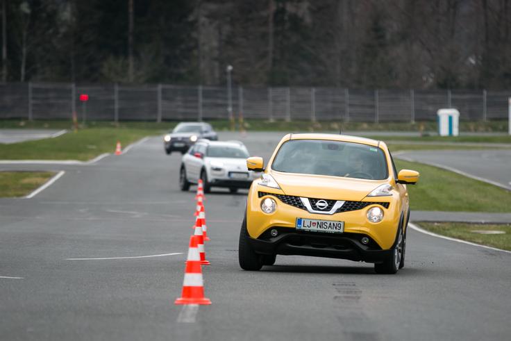 Tudi v Sloveniji je vse več povpraševanja (in ponudbe) po majhnih crossoverjih, kot je na primer nissan juke. | Foto: Klemen Korenjak