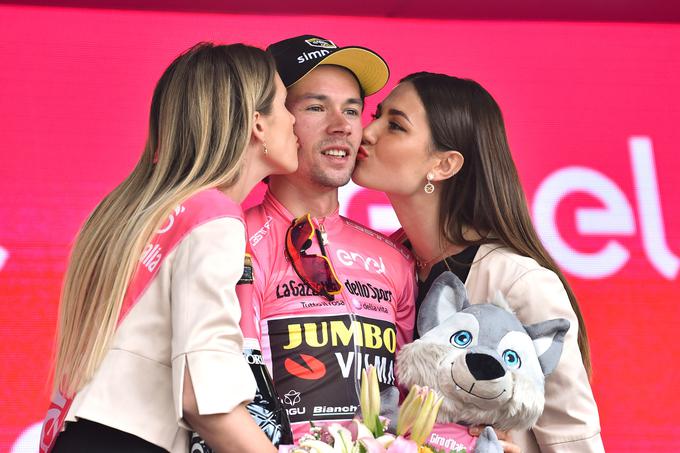 Primož Roglič je tudi po četrti etapi v vodstvu. | Foto: Giro/LaPresse