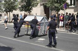 Nasilje na protestih: "Vse so nas tepli"