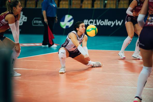 Kot strela z jasnega: slovenska odbojkarica končala kariero