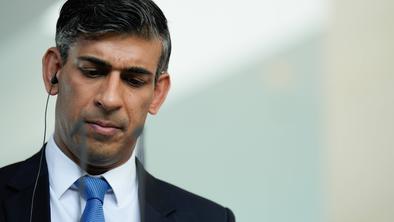 Zgodovinski poraz za britanske konservativce