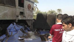 V Egiptu v trčenju vlaka in avtobusa umrlo najmanj 49 otrok