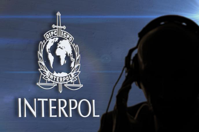 Interpol | V sklopu Interpolove operacije HAECHI V so med drugim razbili kriminalno organizacijo, ki je povzročila za kar milijardo evrov škode.  | Foto Shutterstock