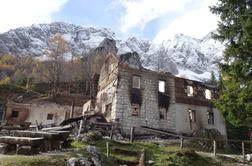 To je novo v zvezi z uničeno planinsko kočo v Kamniško-Savinjskih Alpah #video