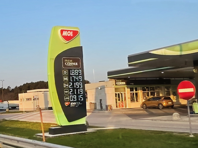 Na avtocestah cene pogonskih goriv niso več regulirane #foto