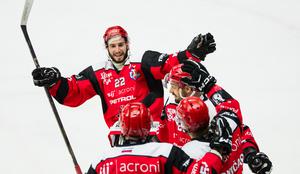 Jeseničani po podaljšku v veliki finale