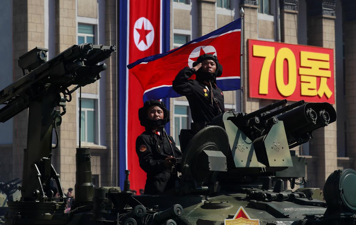 Severna Koreja, 70 let | Mednarodna skupnost je pozorno spremljala parado ob 70-letnici severnokorejske države. | Foto Reuters