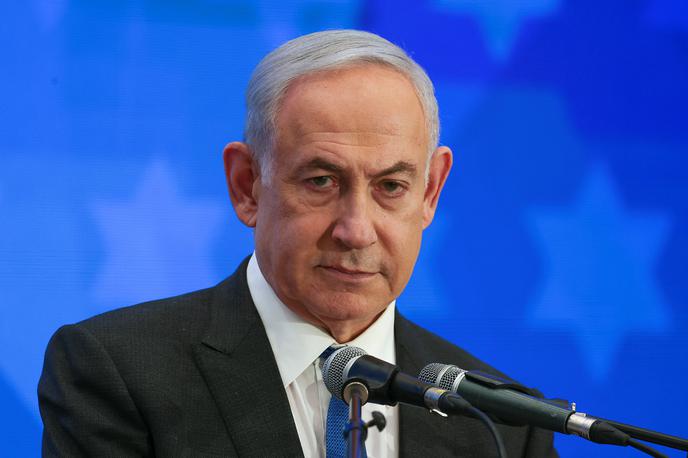 Benjamin Netanjahu | Netanjahu je v videoposnetku, ki ga je pred dvema dnevoma objavil na omrežju X, dejal, da si ne more predstavljati, da bi lahko ameriška vlada zadržala orožje in strelivo za Izrael.  | Foto Reuters