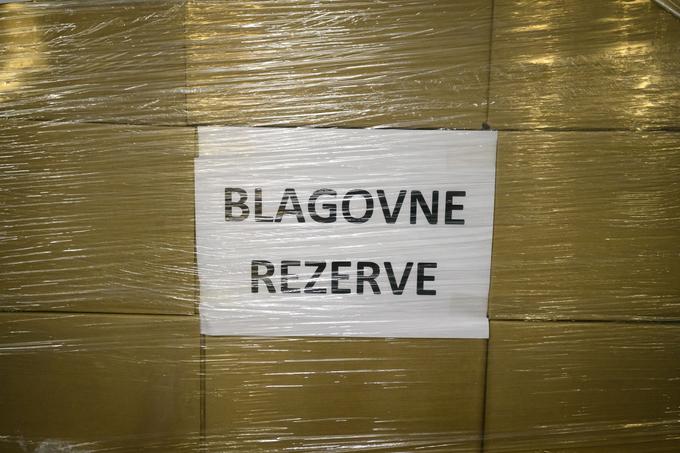 Zavod za blagovne rezerve in Gorenje sta podpisala pogodbo za 46 ventilatorjev Bellavista 1000. | Foto: STA ,