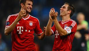 Nemška zvezdnika tik pred začetkom SP podaljšala z Bayernom