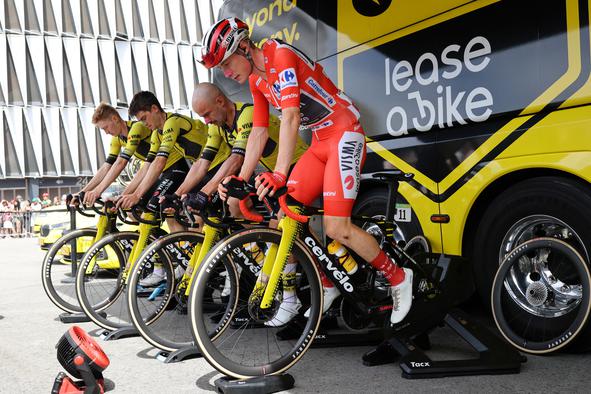 Jonasa Vingegaarda dvoboji s Tadejem Pogačarjem motivirajo, sanja pa o zmagi na Giru